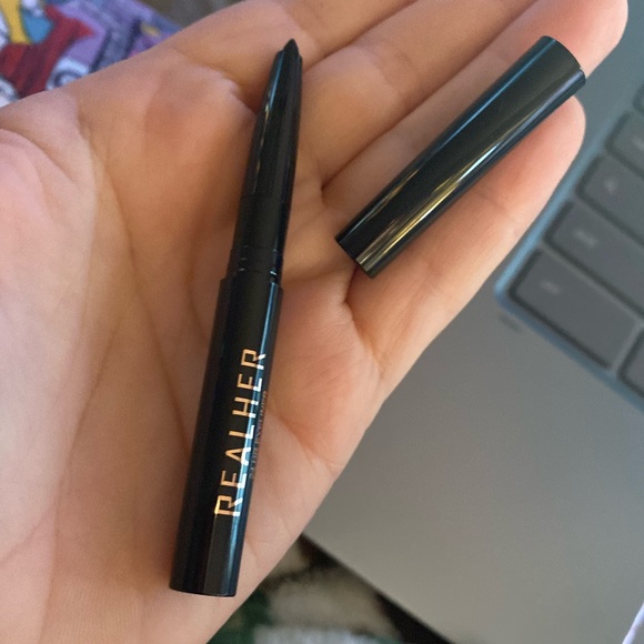 🍄5 x Real Her EYE Am Amazing 24 Hour Eyeliner Black Travel Size - Picture 4 of 8